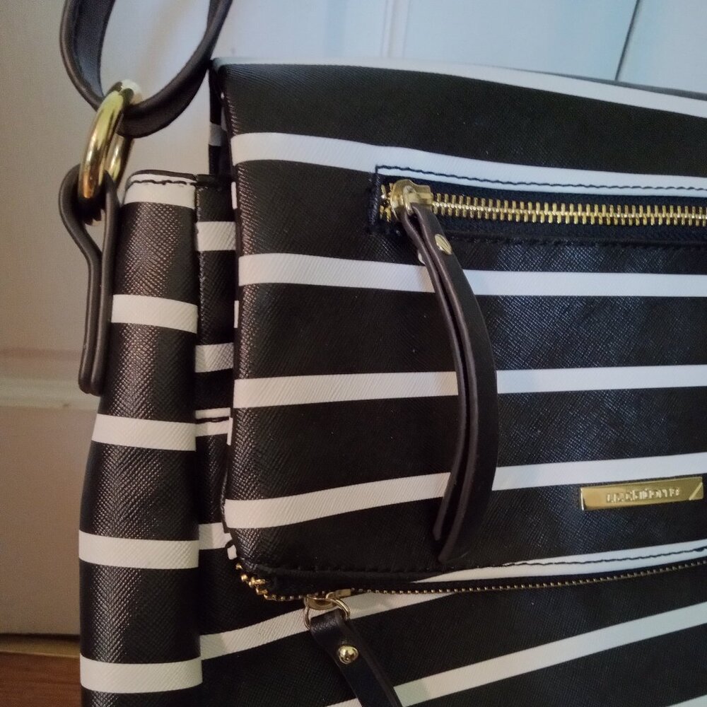 Liz Claiborne Purse